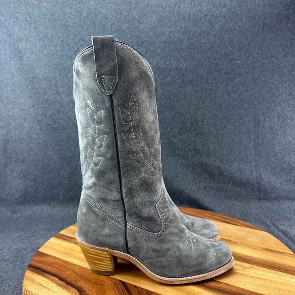 Wolverine Shoes - Vtg 80s Wolverine Grey Suede Western Cowgirl Boots Womens Sz 7 Leaf #1956